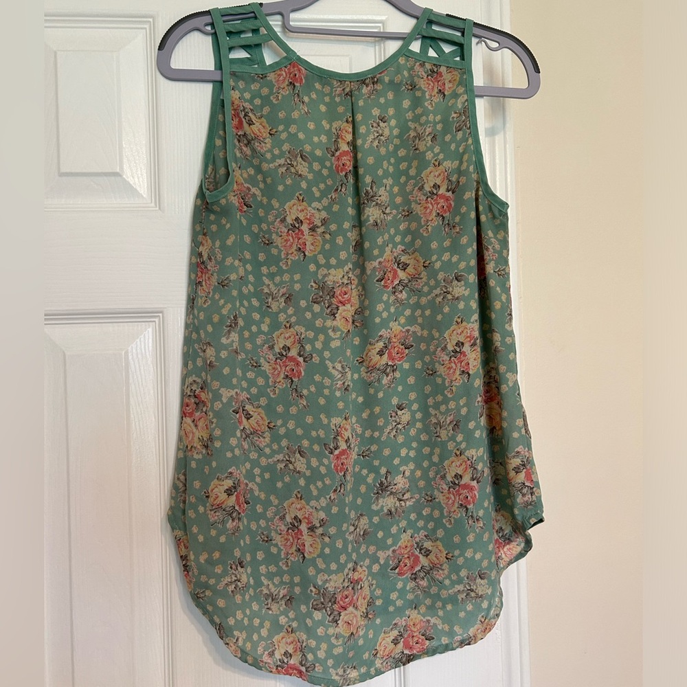 Papaya Blouse Medium Teal Mint Green with Florals Sleeveless - Picture 4 of 8